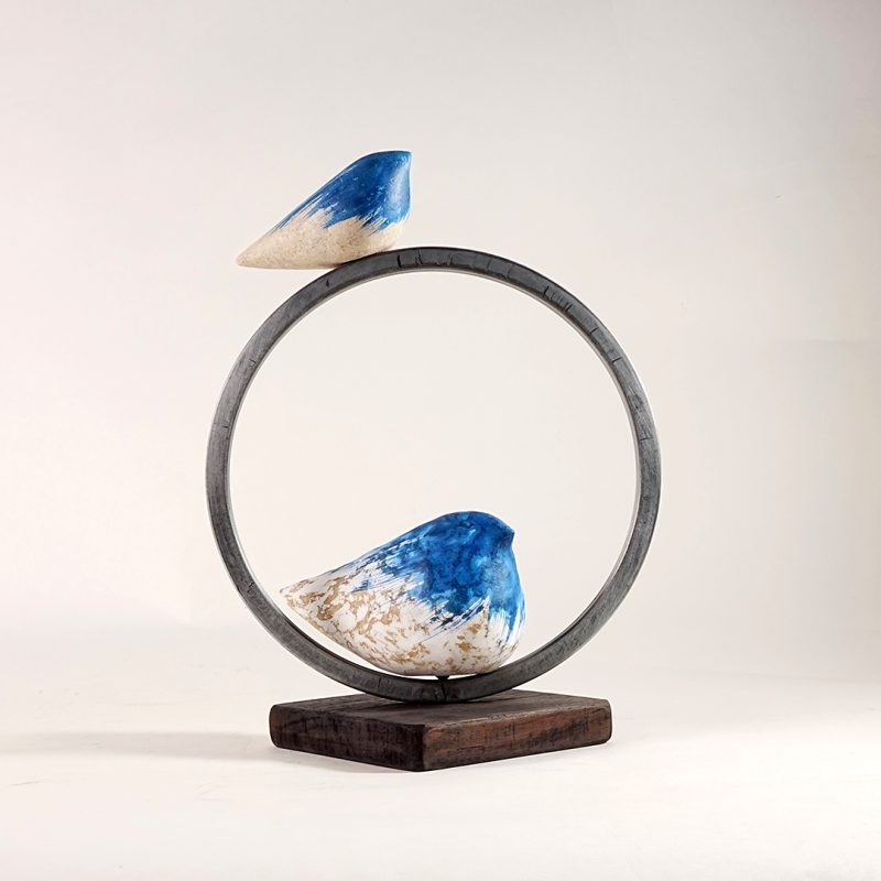 Bird sculpture 31 x 13.5 x 31 cm